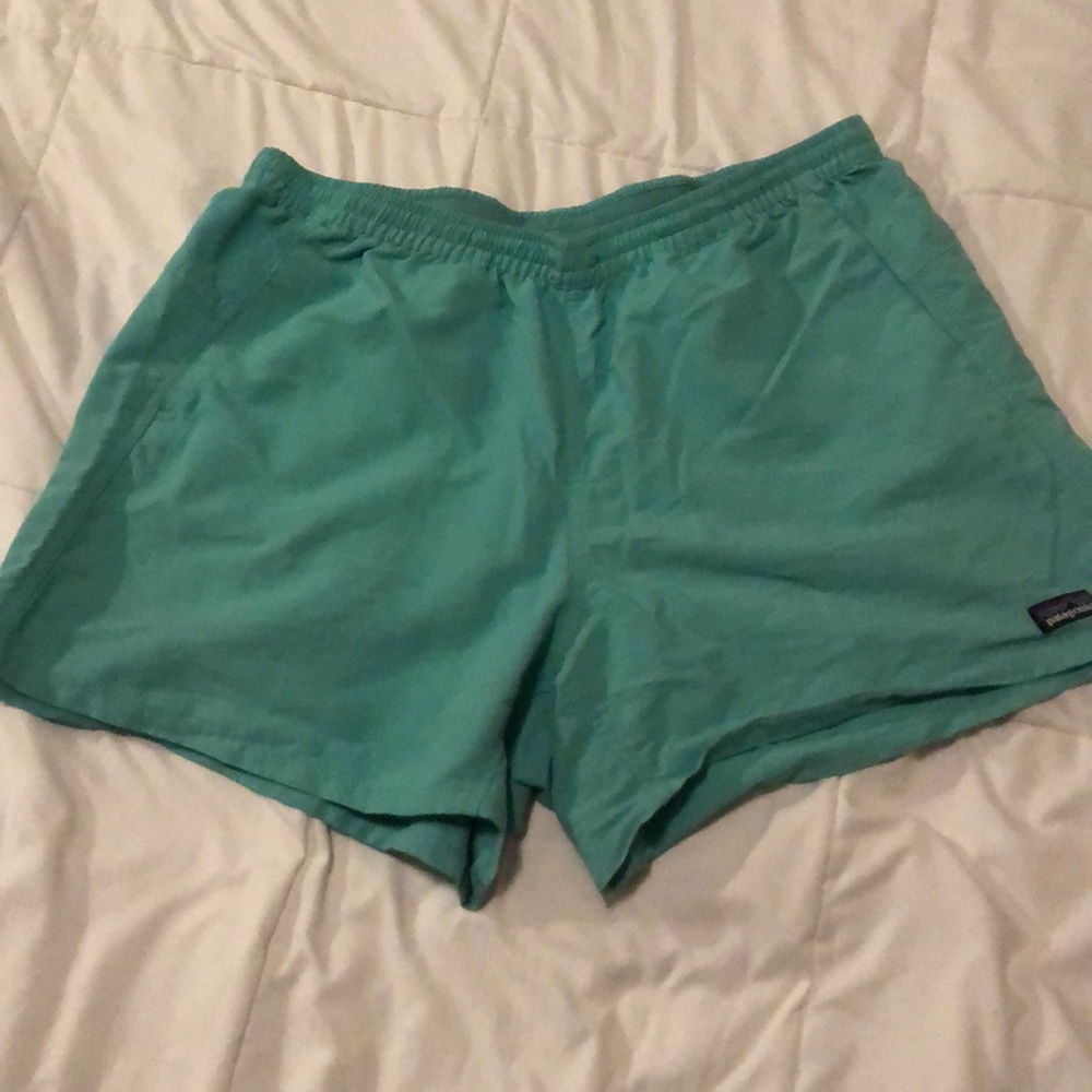 Patagonia Baggies - GUC - Large